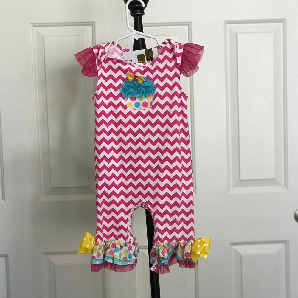 Brand new Adorable Baby cupcake romper 18 months
